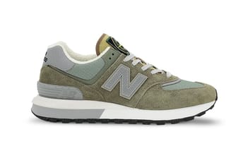 Picture of Stone Island x New Balance 574 Siap Dirilis